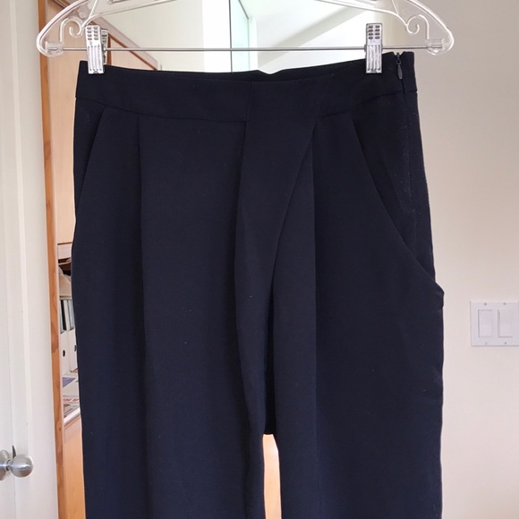Soft Twill Trouser in Navy Blue - Picture 4 of 6